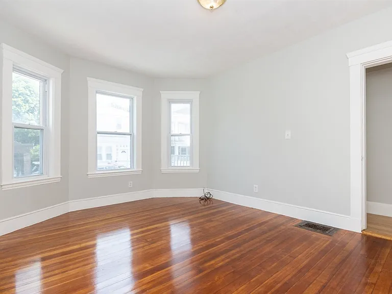 35 Torrey St #3 — Photo 8