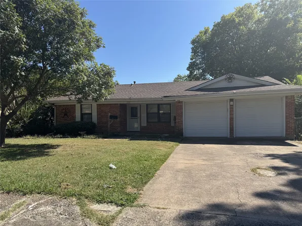 222 W Vista Dr, Garland, TX 75041