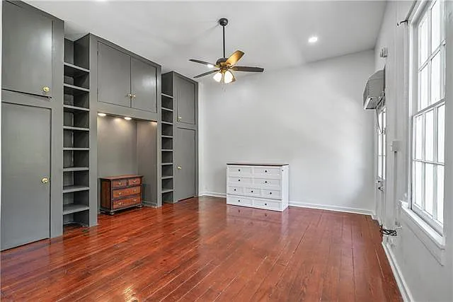 920 Chartres St #2 — Photo 4