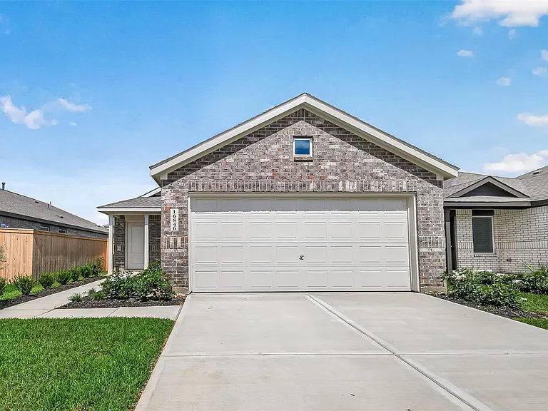 16846 Spotted Oak Dr — Photo 32