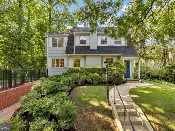 3514 Shepherd St, Chevy Chase, MD 20815