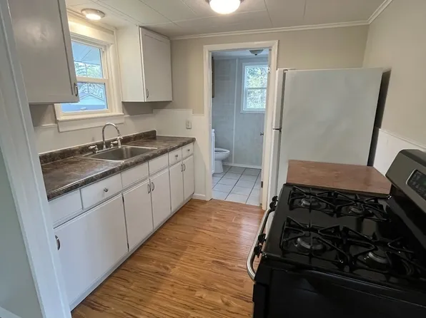 212 E Grant St #2, Greenville, MI 48838