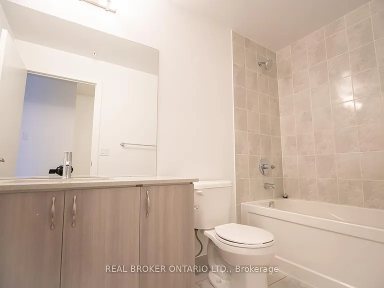 7 Kenaston Gdns #123 — Photo 14