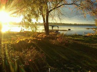 4726 Deep Point Dr, Portage, MI 49002