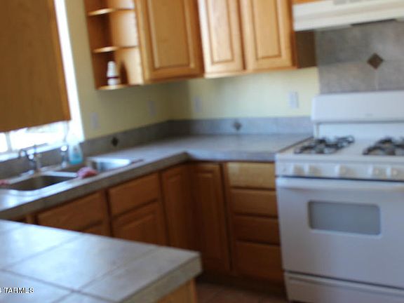 4th image of 1354 N Chastain Ln