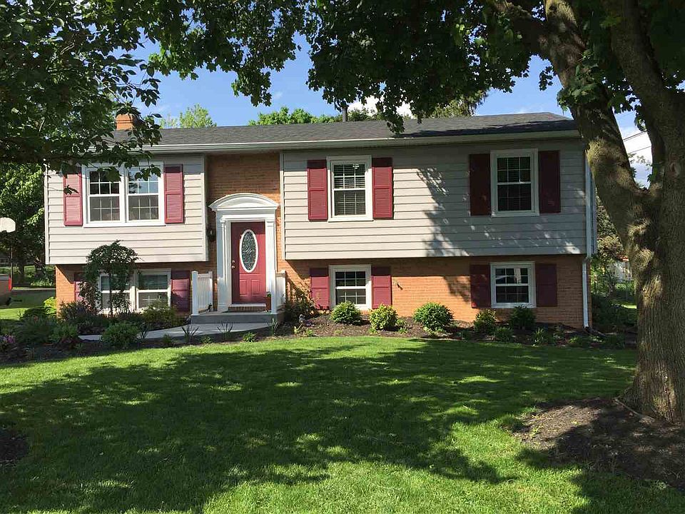 1st image of 120 Southampton Dr