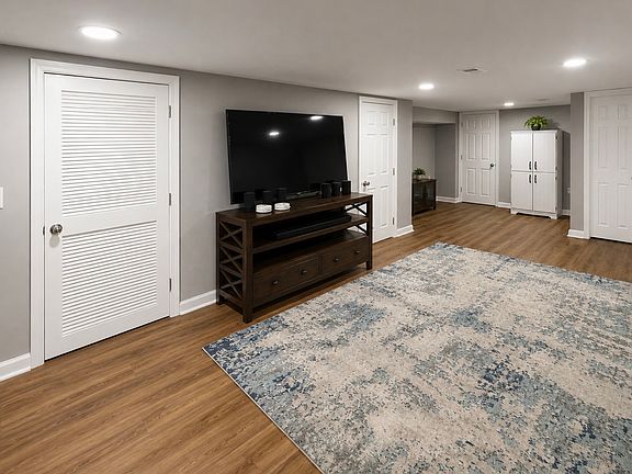 4th image of 7744 Overhill Rd