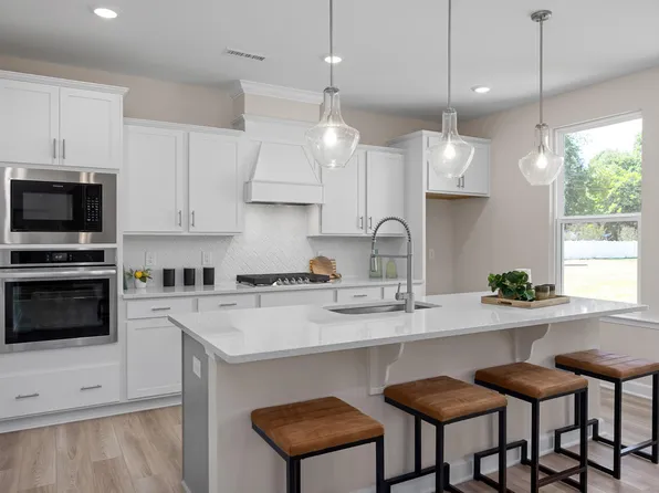 805 Journey Ln, Mebane, NC 27302