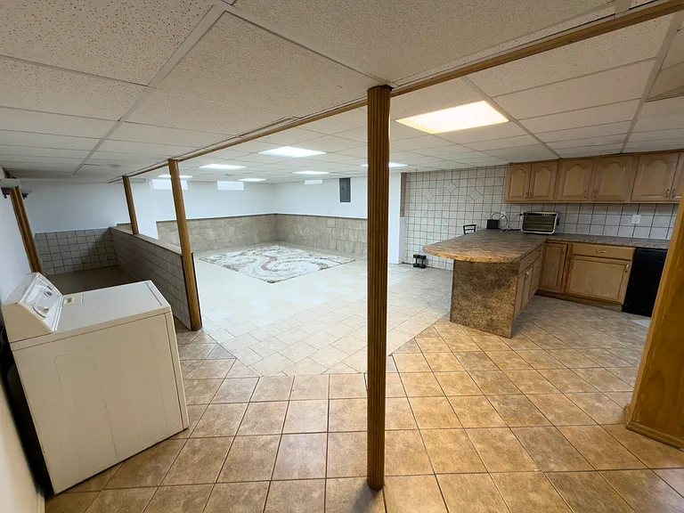 21233 Fairview Dr — Photo 43