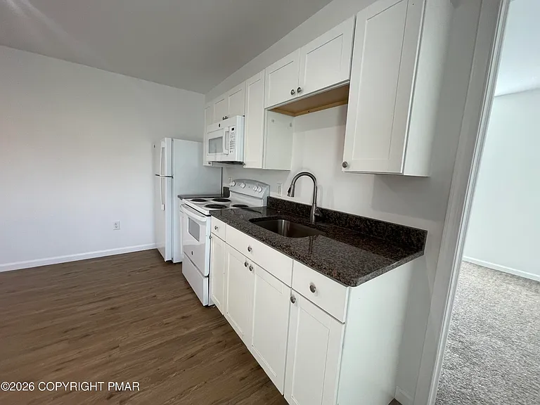 548 Main St #6B — Photo 7