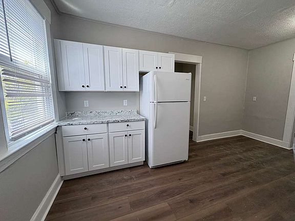 3rd image of 401 Sherman Ave #66A