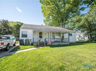 117 S Masters Ct, Maumee, OH 43537