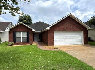 102 Canyons Ct, Midland City, AL 36350
