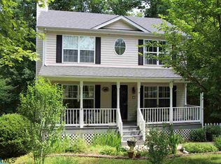 7 Chickasaw Pl, Palmyra, VA 22963
