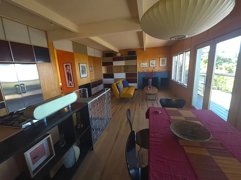 19 Orchard Ln — Photo 1