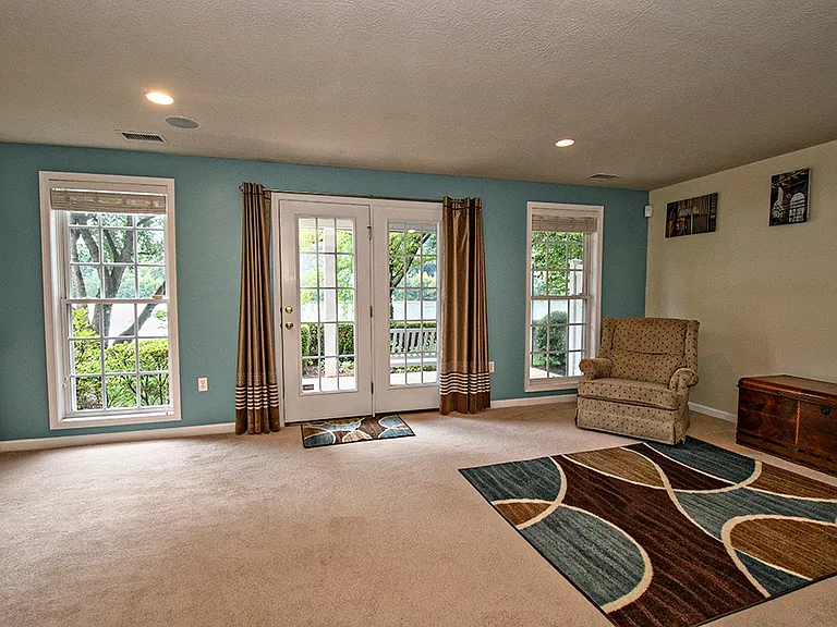 134 Chapel Harbor Dr — Photo 25