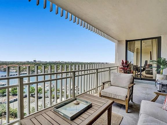 5th image of 3 Grove Isle Dr APT 1606