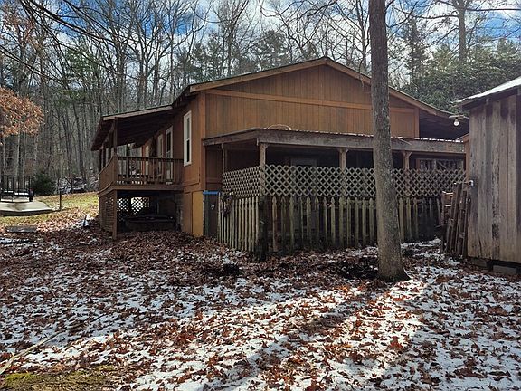 4th image of 164 Deer Hollow Rd