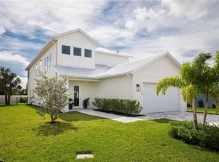 158 Cambria Ln, Naples, FL 34112