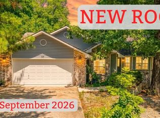 27 Quantock Hills Dr, Bella Vista, AR 72715