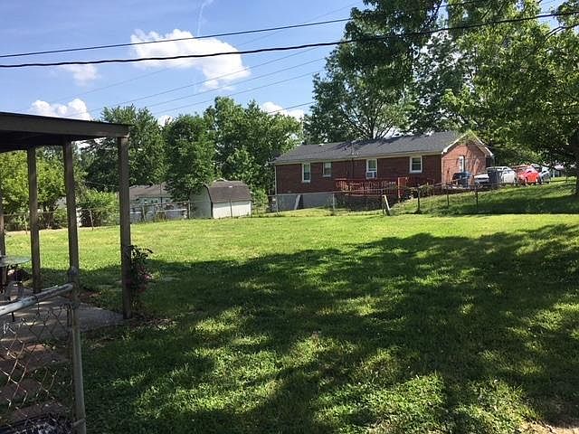 2nd image of 227 Lynn Dr