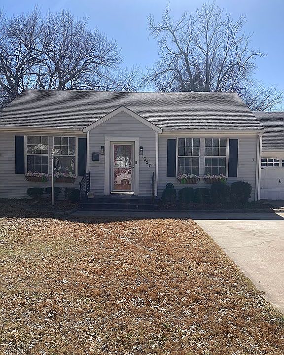 1st image of 1627 Irving St