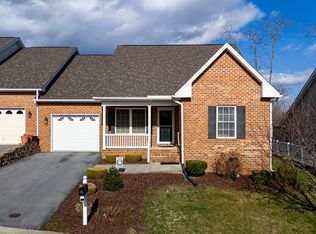 470 Hickory Grove Cir, Harrisonburg, VA 22801