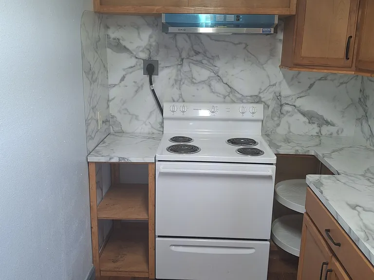 213 Cynthia St #A — Photo 11