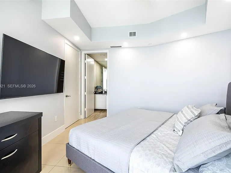 15901 Collins Ave #2303 — Photo 19