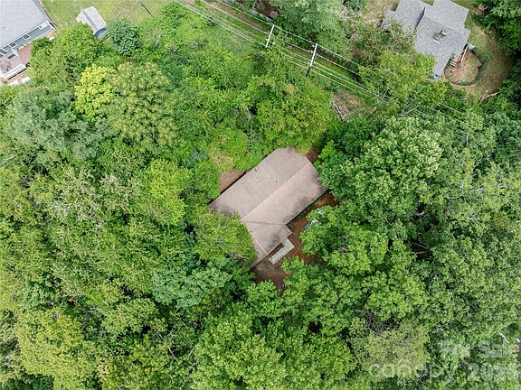 5th image of 100 Stonewall Ave