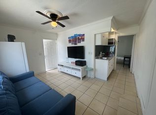 2955 NW 102nd St #B, Miami, FL 33147