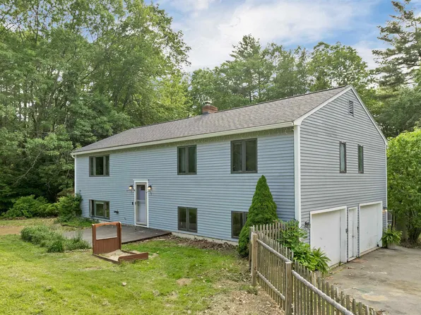 32 Long Hall Drive, Berwick, ME 03901