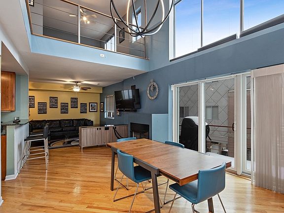 2nd image of 1910 S Federal St Unit D-1