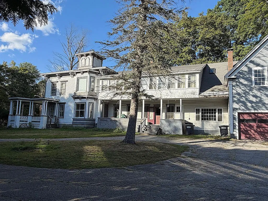 Property main image