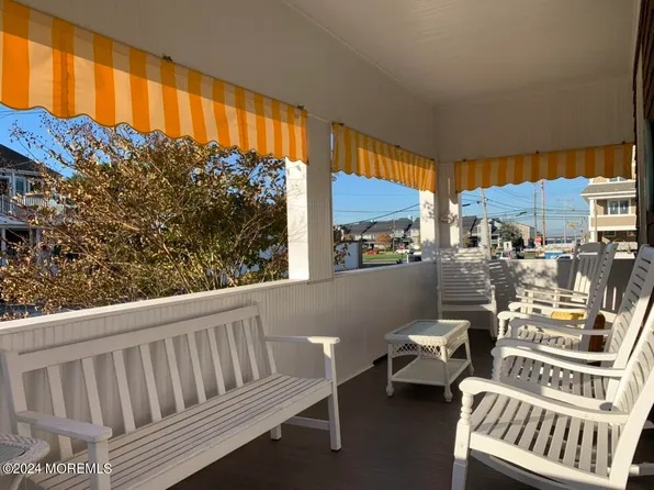 38 5th Avenue, Seaside Park, NJ 08752