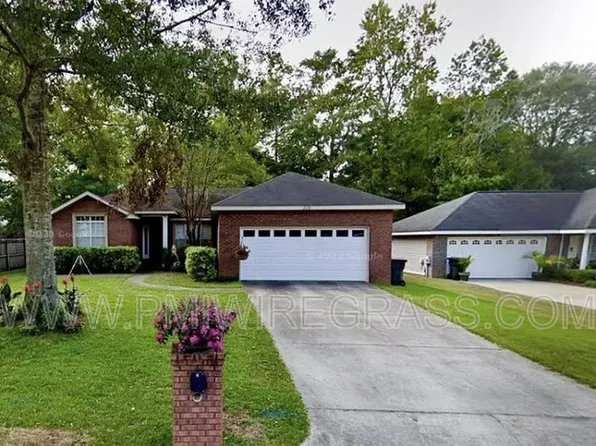 115 Elmwood Dr, Dothan, AL 36303