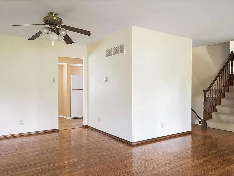 826 Judson Manor Dr — Photo 5
