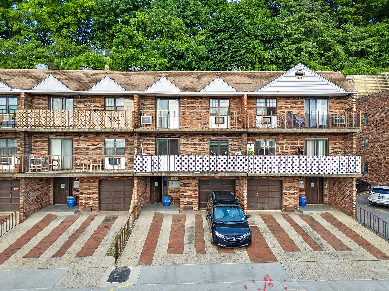 1 bed, $2,450 — Photo 1