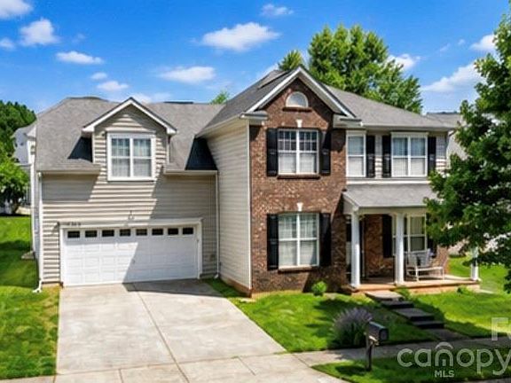 3rd image of 14308 Lyon Hill Ln