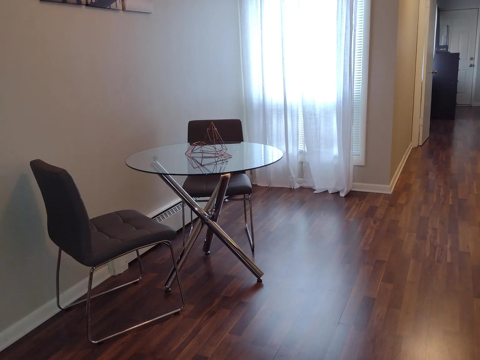 106 W. Douglas apt - 4 — Photo 2