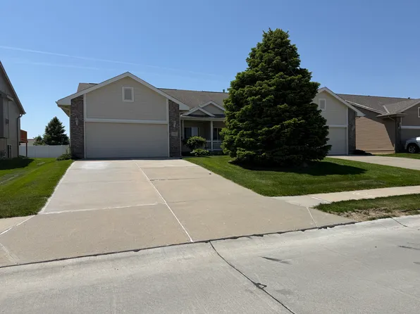 17625 George Miller Pkwy, Omaha, NE 68116