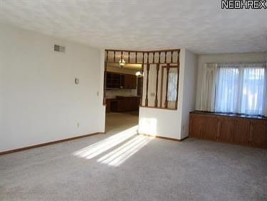 4th image of 140 Lerue St