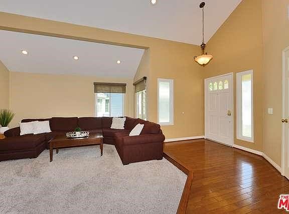 4th image of 3681 Birdsong Ave