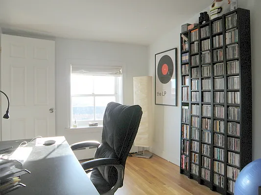 Sold by Vespa Properties Group | media 21