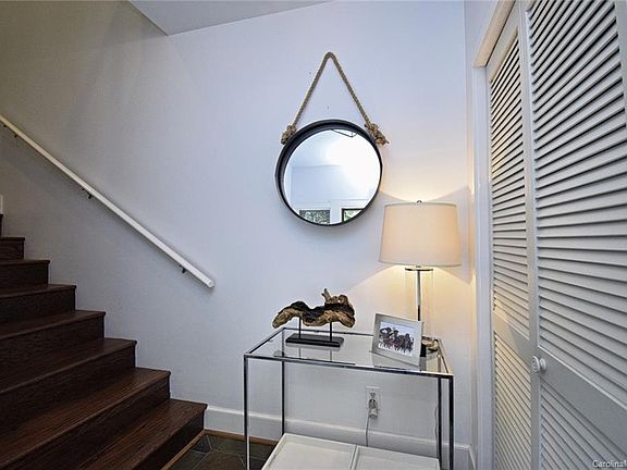 3rd image of 154 Island Dr #E