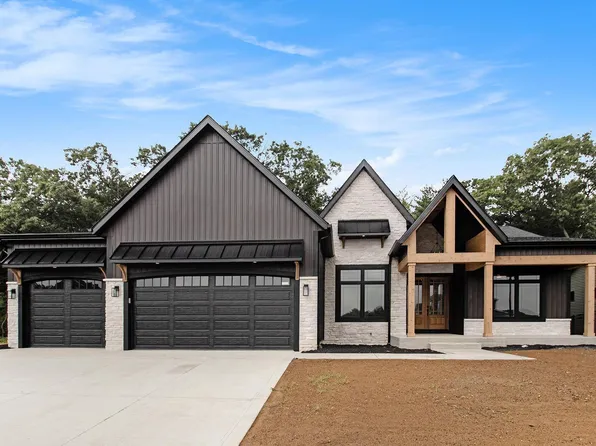 54313 Columbia Bay Nbv 289 Dr, Osceola, IN 46561