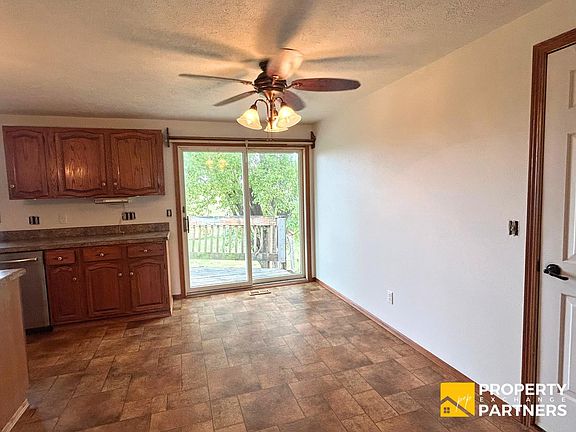 5th image of 2217 Highview Dr