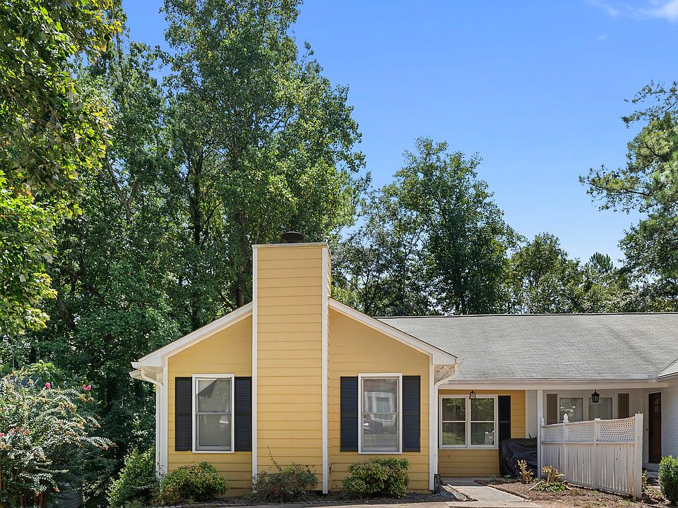 1st image of 1906 Cooper Landing Dr SE