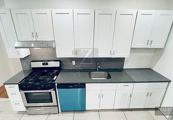 5th image of 318A 21st St #3