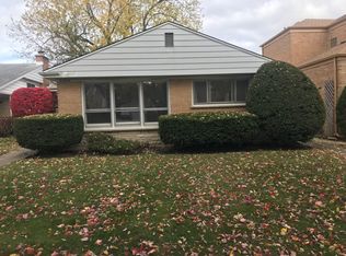 5240 Cleveland St, Skokie, IL 60077